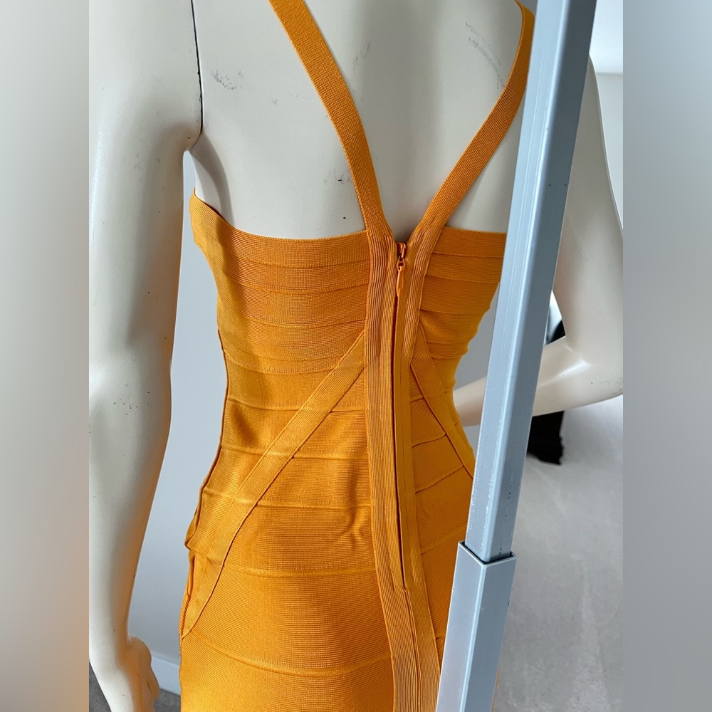 Custom-Made Orange Bodycon Dress – Size S - Picture 6 of 8